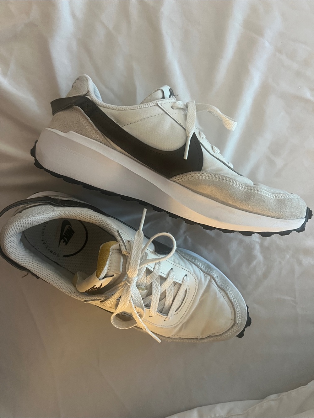 Nike White and Black Retro-Style Running Sneakers